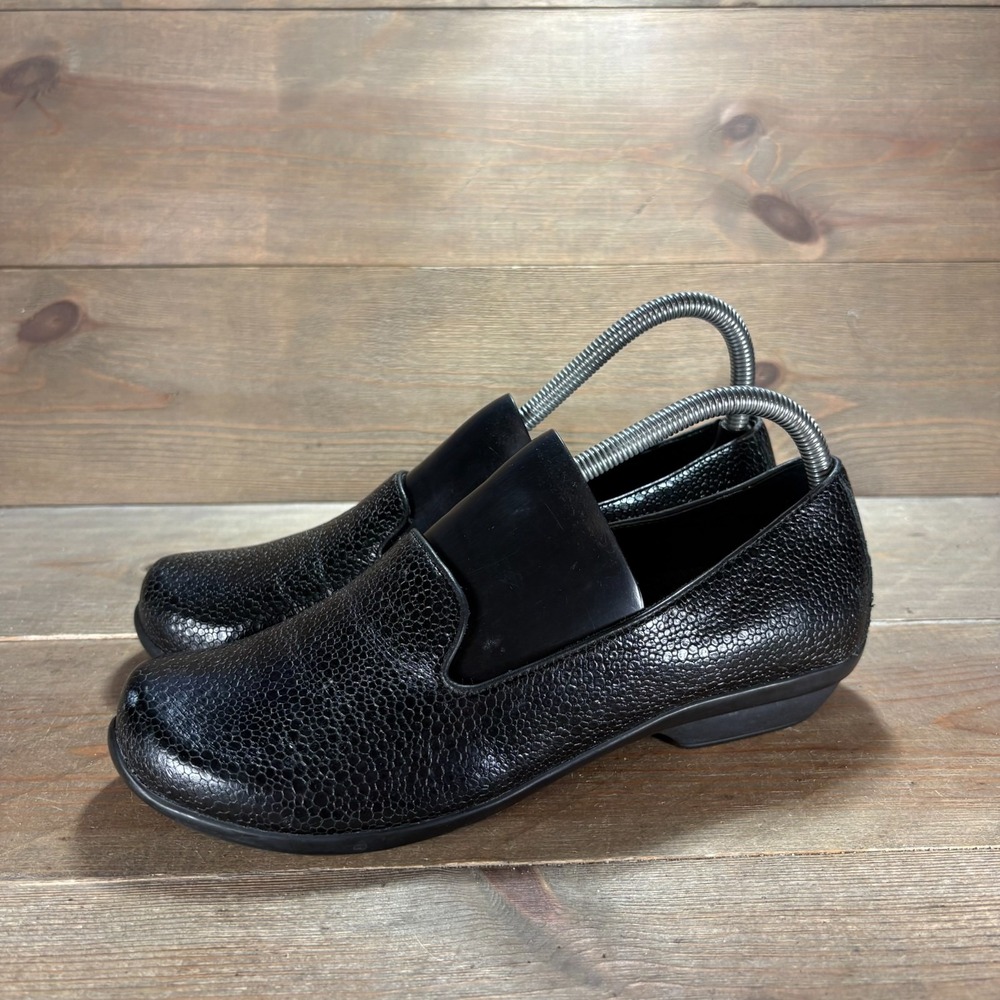 Dansko Womens size 37 shoes Black Leather Slip On Comfort work loafers
